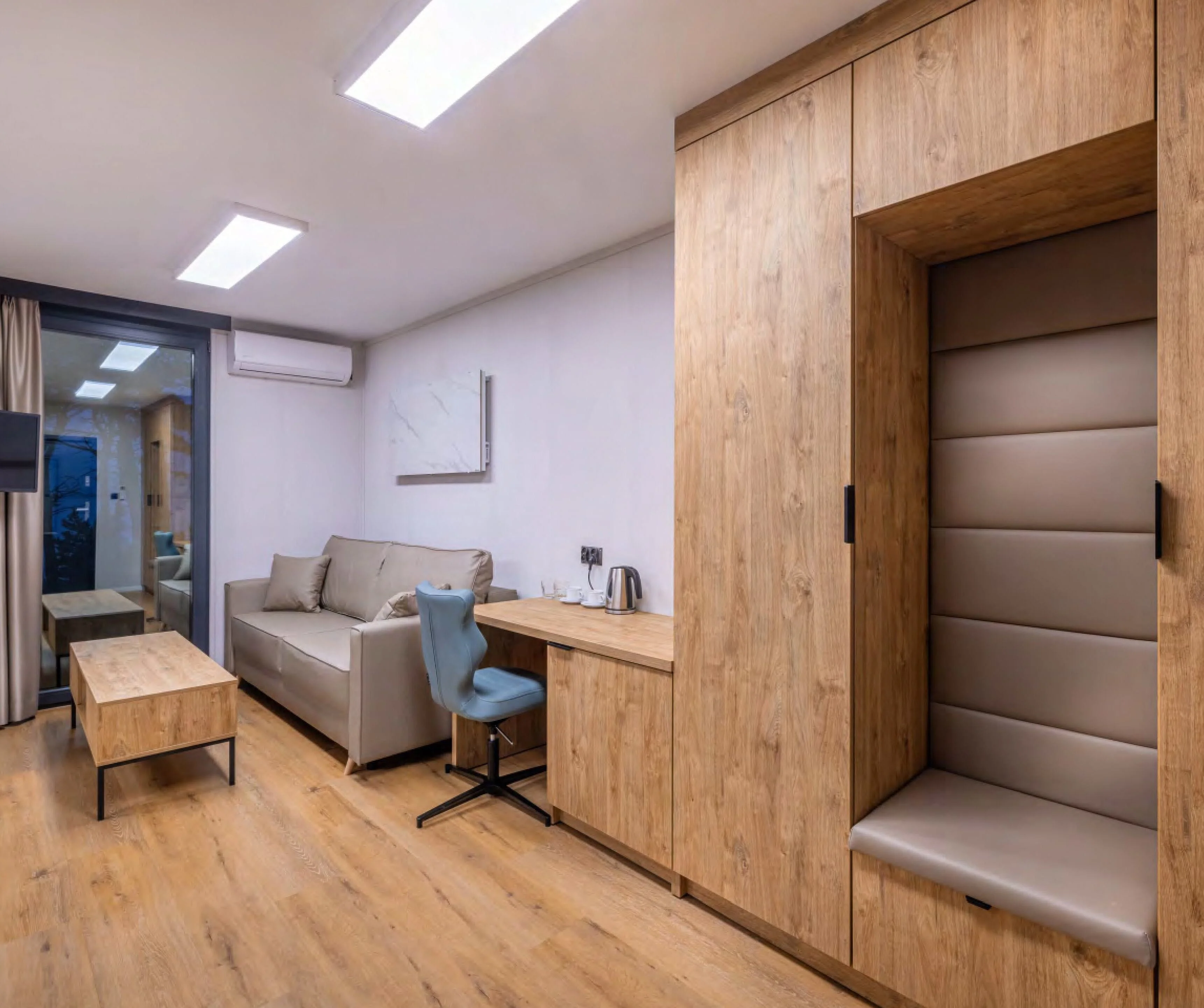 Modular Hotel on the Hel Peninsula additional view 2 - Detailed view of modular construction project